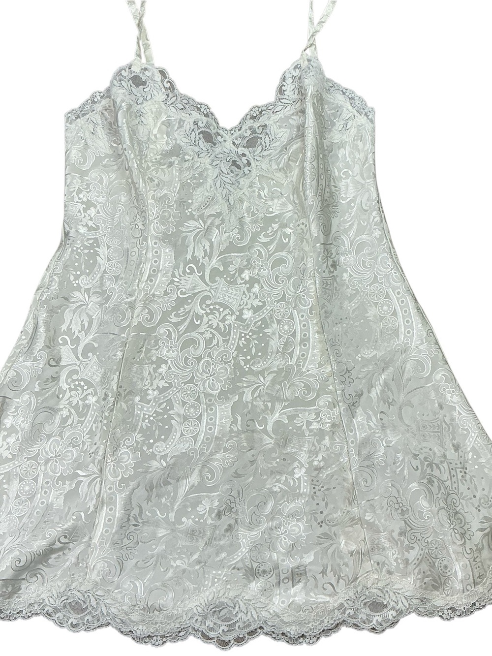 Vintage Victoria’s Secret lace trimmed ivory mini slip dress SZ Large